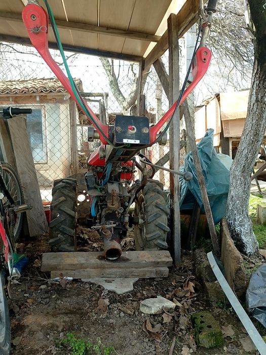 Продавам мотоблок