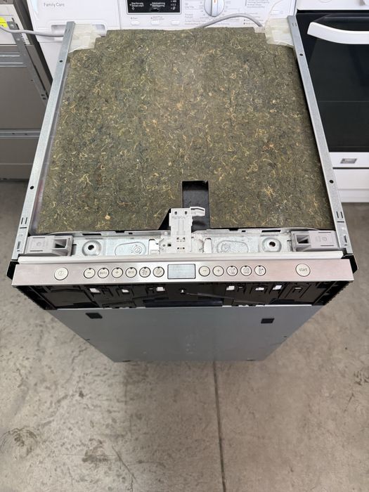 Съдомиялна машина за Пълно вграждане  Siemens 45/см