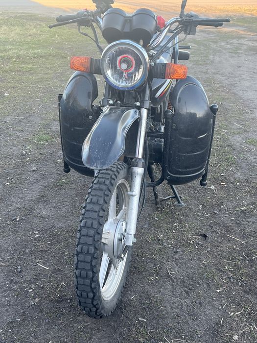 Продам яки 200 торг присуцтвует