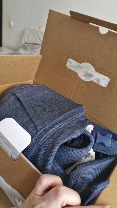 Marsupiu Chicco Hip Seat Carrier 3 în 1 – Stare Ideală