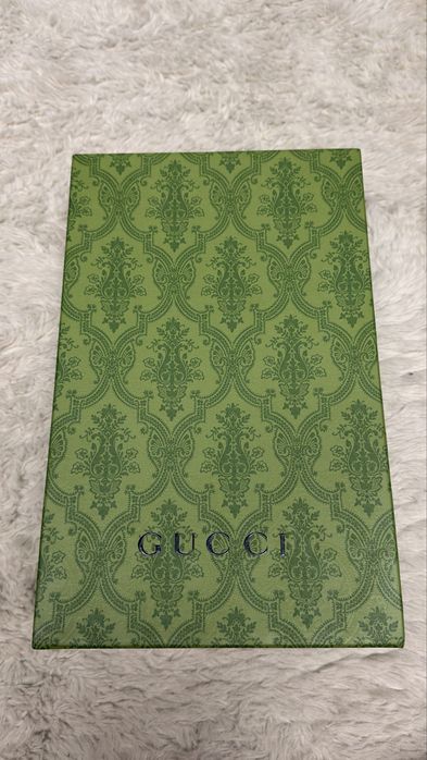 Saboti Gucci din catifea marimea 38 ( potriviti pt 37) noi in cutie