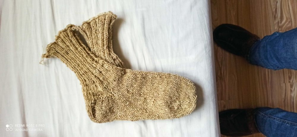 Плетени вълнени чорапи