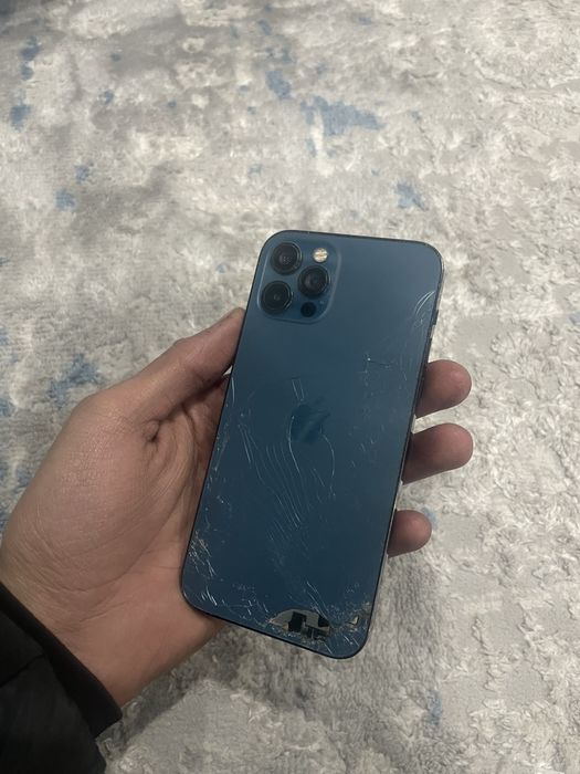 Продам Iphone 12 Pro 128gb