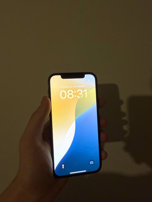 Продам айфон 12 128 гб