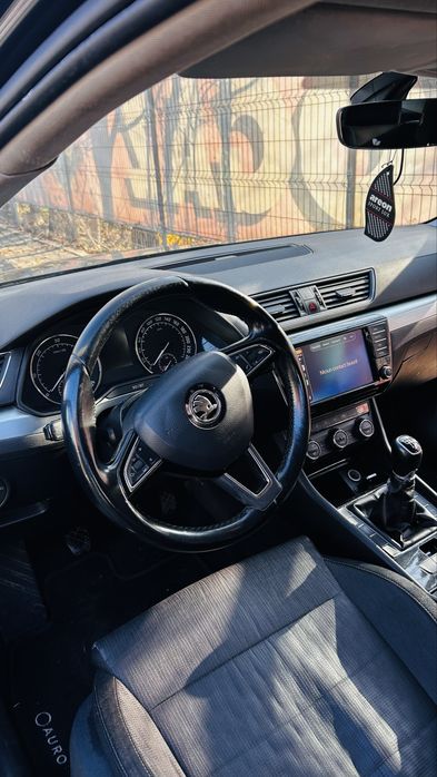 SKODA Superb 2017 — imagine 5