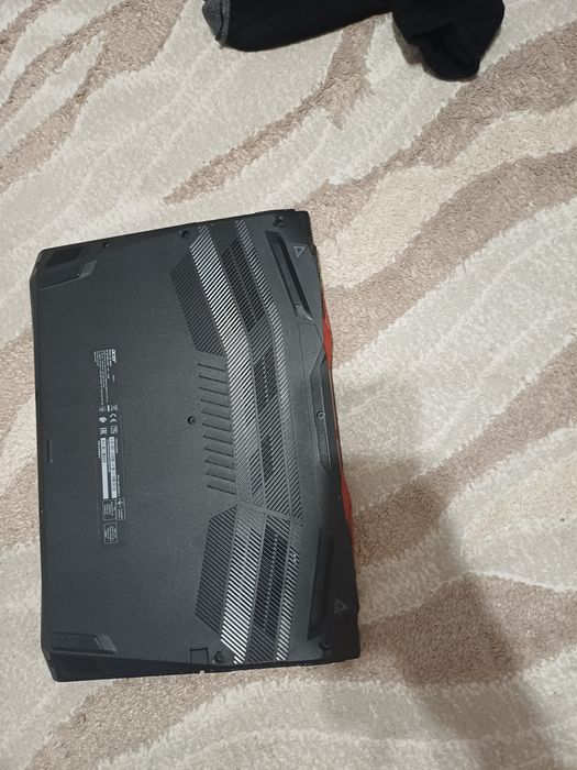 Acer nitro 5 + keyboard leaven k680