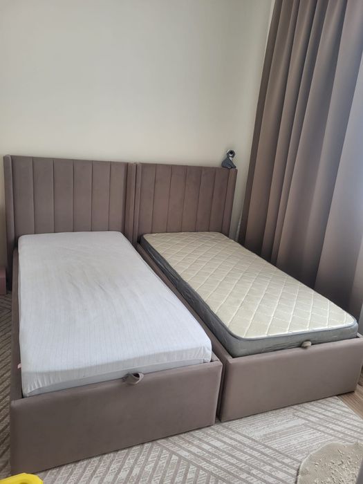 Кровать, с подъемным механизмом