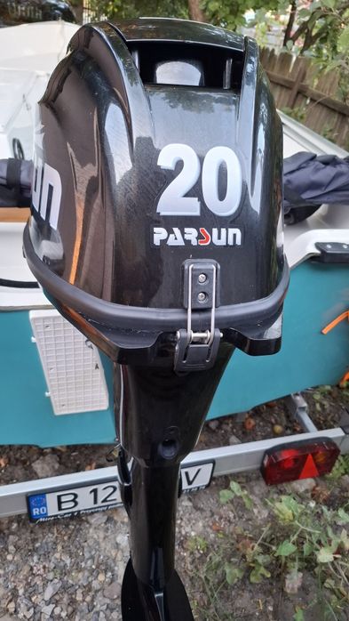 Motor barcă Parsun 20 CP EFI (Injectie) - 2022 - Doar 50 ore - Ca nou