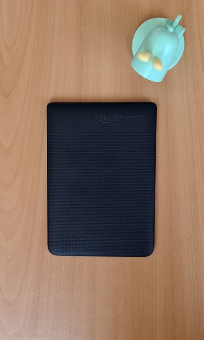 Нов четец за книги Kobo nia с подсветка и wifi