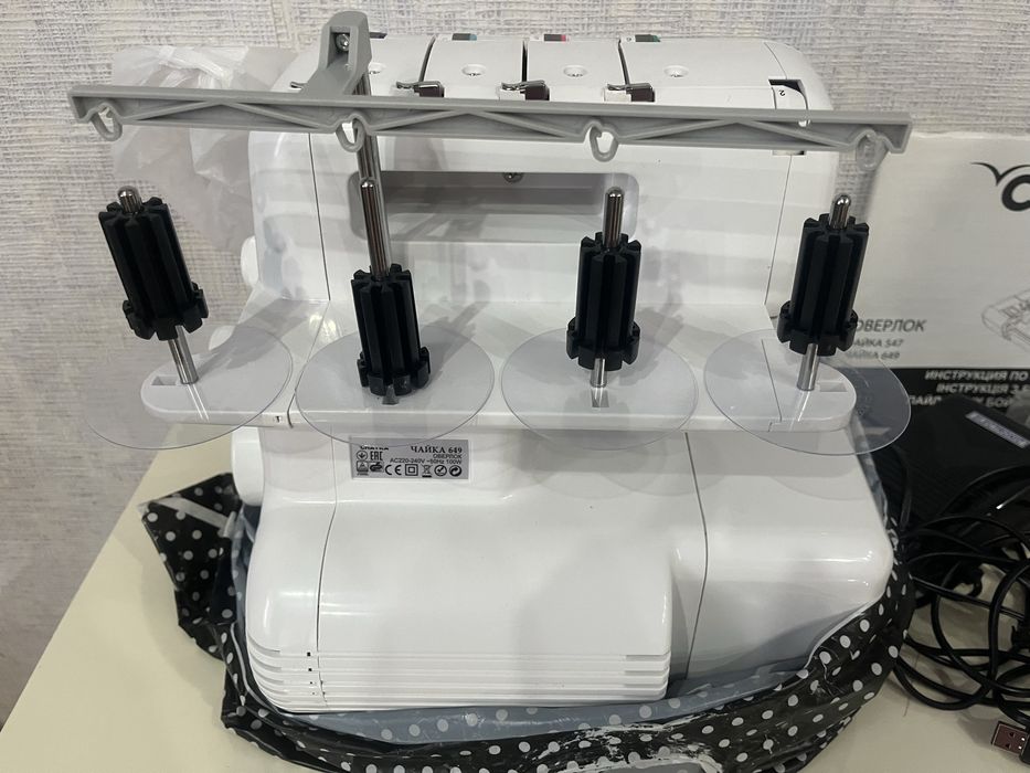 оверлок чайка 649