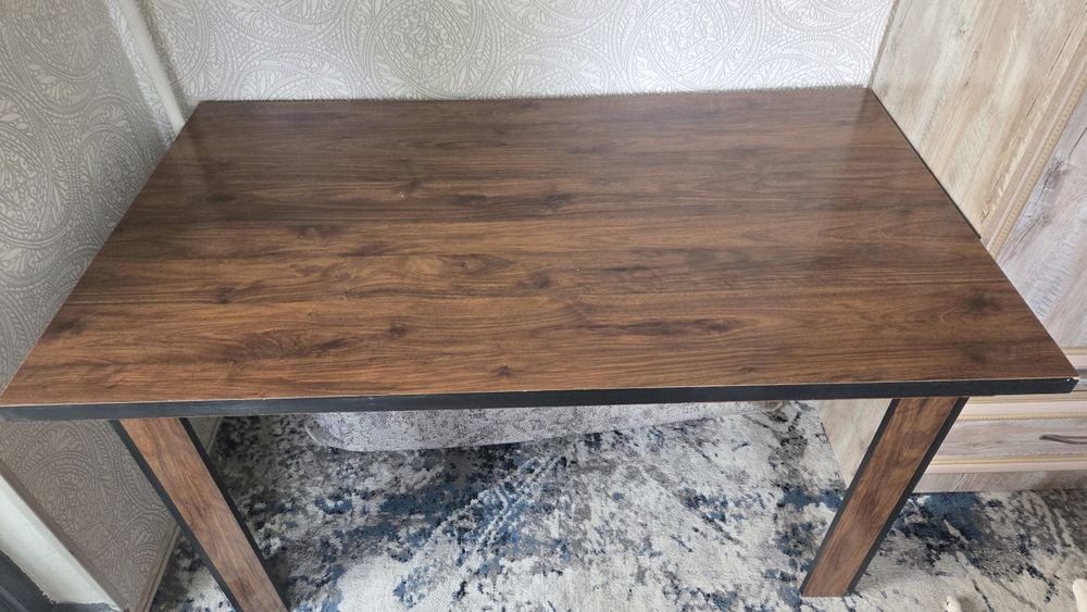 Стол в стиле лофт