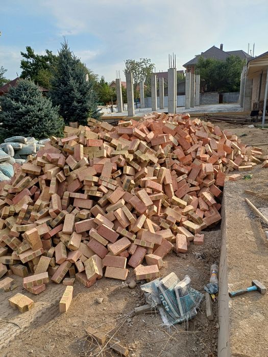 Красный кирпич жженый