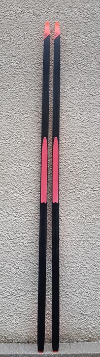 Schiuri ROSSIGNOL X-ium R-SKIN 203, schiuri de Fond profi, clasice NOI