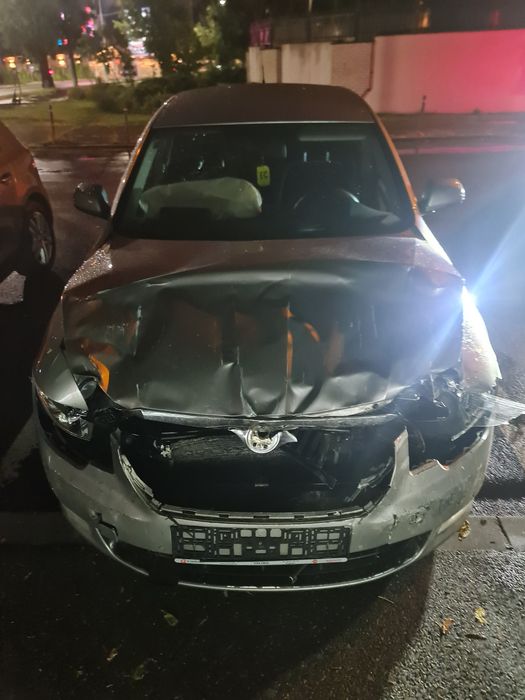 SKODA Superb 0 — imagine 2