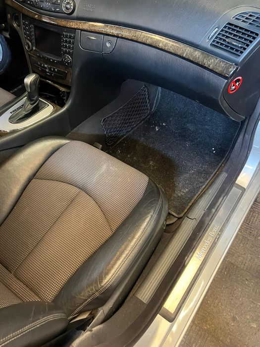 Затъмняване на стъкла ,Автодетайлинг ,претапициране на волани и тавани