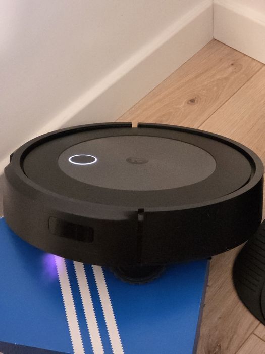 Aspirator irobot roomba j7 +