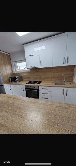 Apartament la casa + 200 mp teren, zona centrala