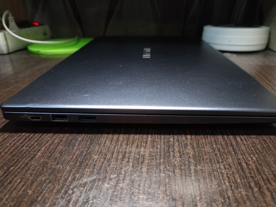 Ноутбук huawei matebook d15 возможен торг