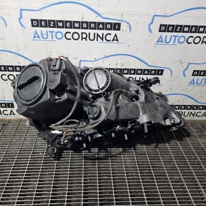 Far Stanga Mercedes ML W164 Facelift 2008 - 2011 SUV 4 Usi (1072) Fara xenon ...