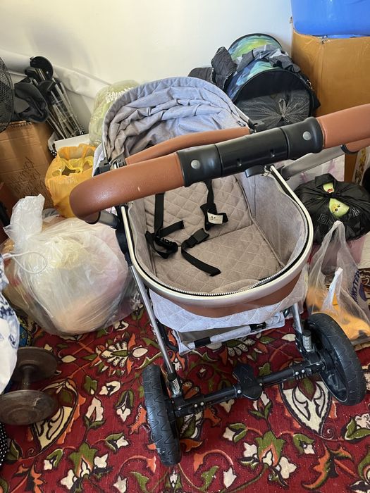 Продаю коляску.