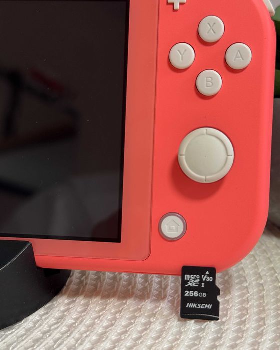 Nintendo Switch Lite Coral + 256GB SD карта! КАТО НОВ!