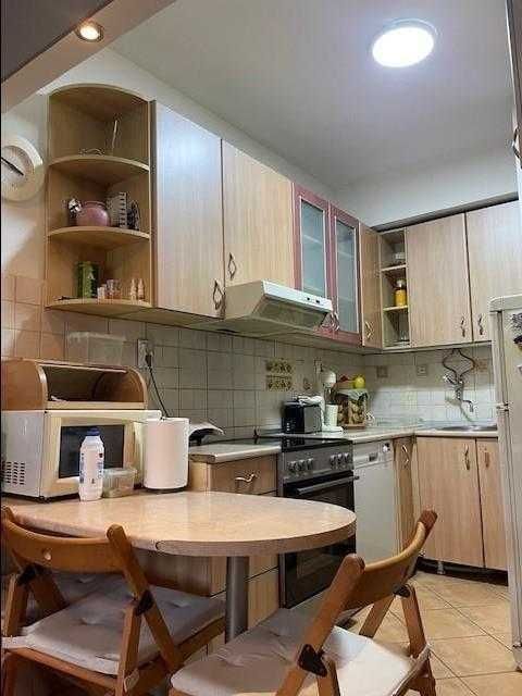 Дава се под наем Двустаен апартамент в Бургас, Славейков - 48 кв.м за 178.5 € - Снимка #1