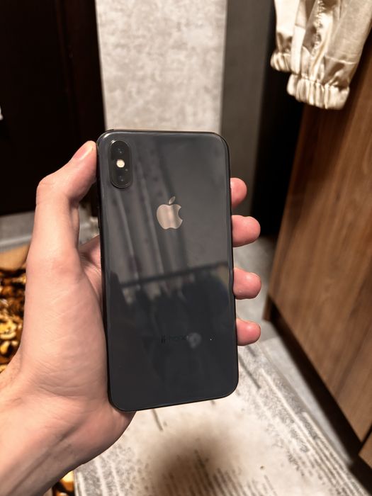 Iphone X в хорошем состояний