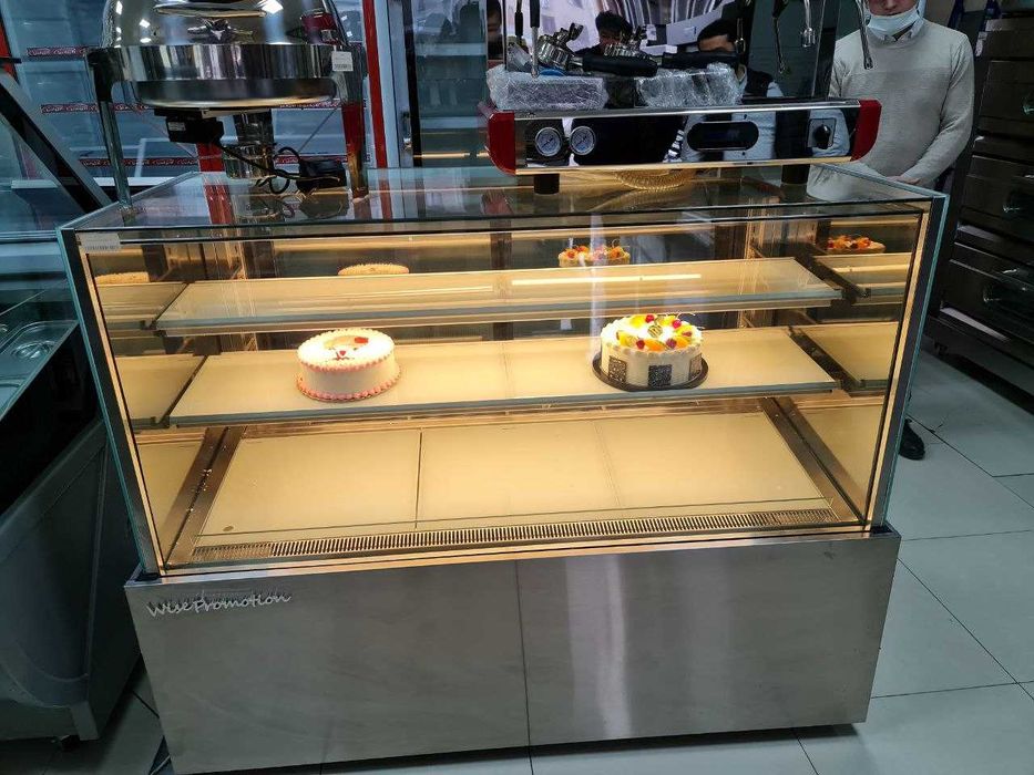 Витринный холодильник