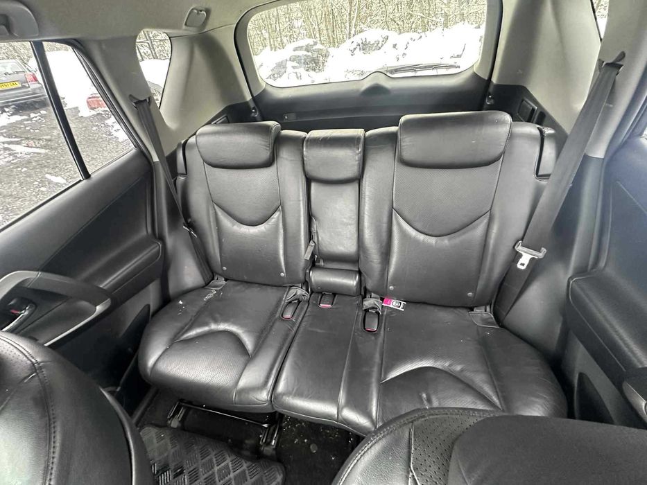 На Части Toyota Rav4 2.2 150к.с D-4d 2009г