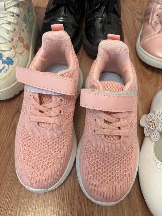 Incaltaminte marimea 29