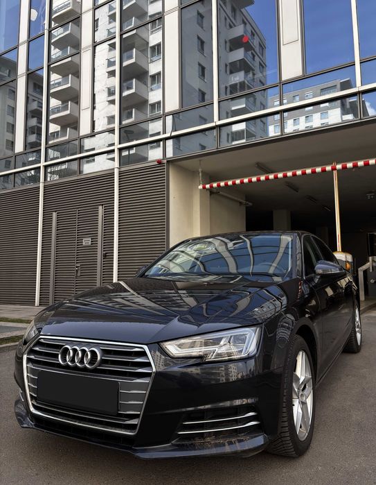 Audi A4 - Sedan - Echipare Ambition