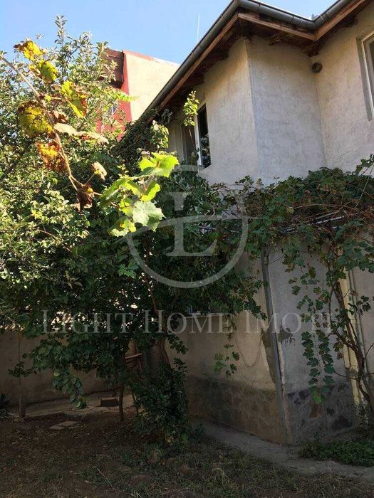 Реф. 3995 Къща с двор Кършияка / Рогошко Шосе