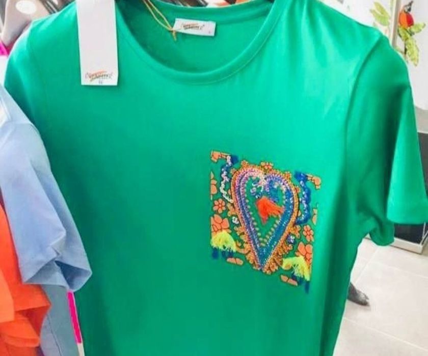 Продажа турецких женских футболок.  Турция . Оптом . Качественные