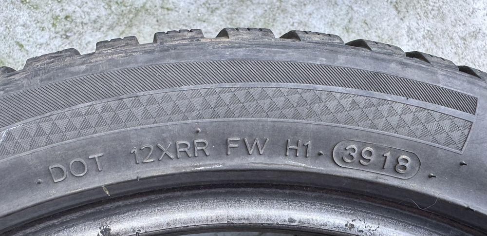 Cauciucuri iarna Hankook 225/45/17