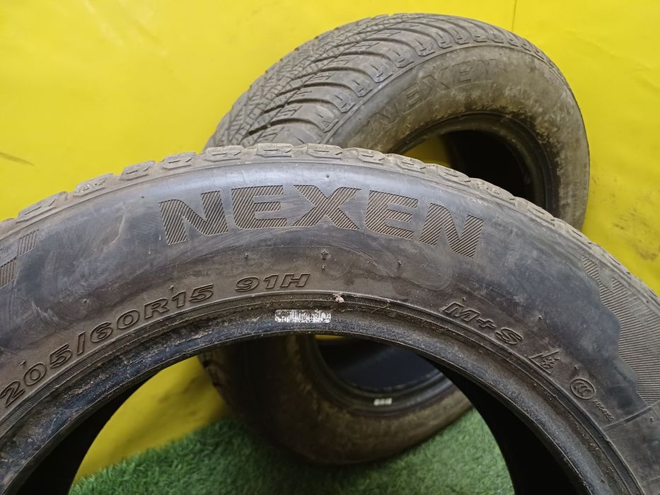 Шины 205/60 R15 Nexen пара.