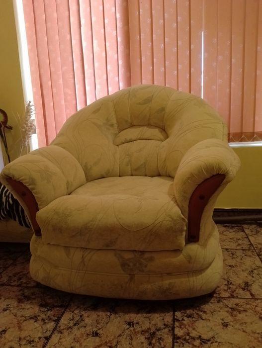 Продавам почти неизползван фотьойл