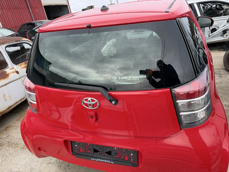 Заден капак със стъкло Toyota IQ