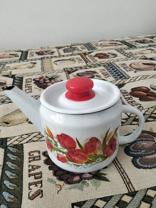 Продам чайники новые