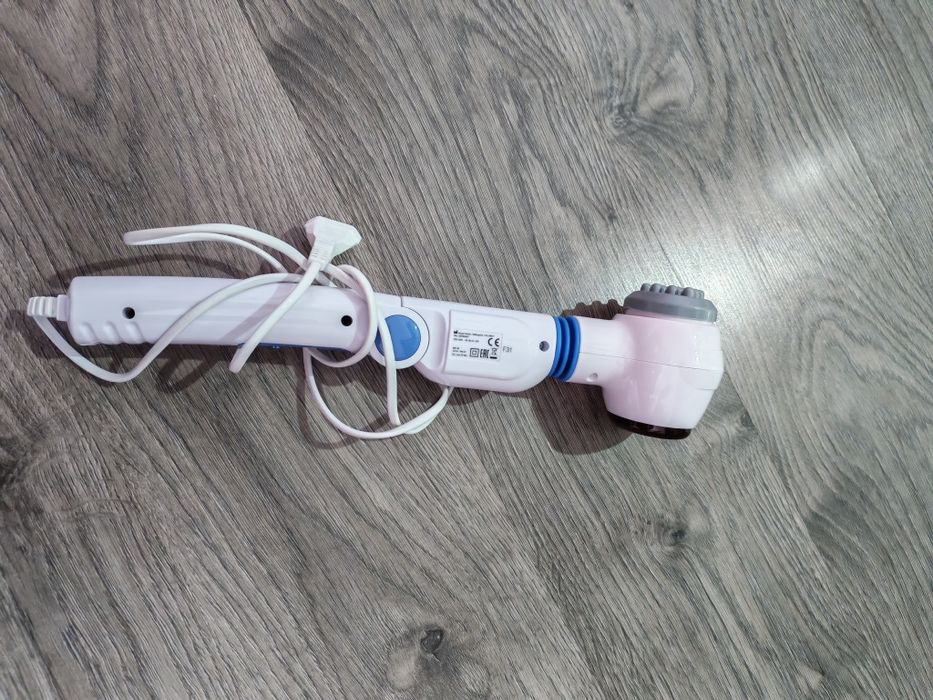 Aparat de masaj BEURER