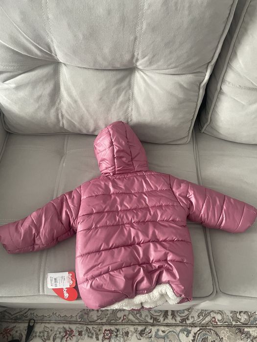 Куртка для девочки. Новая