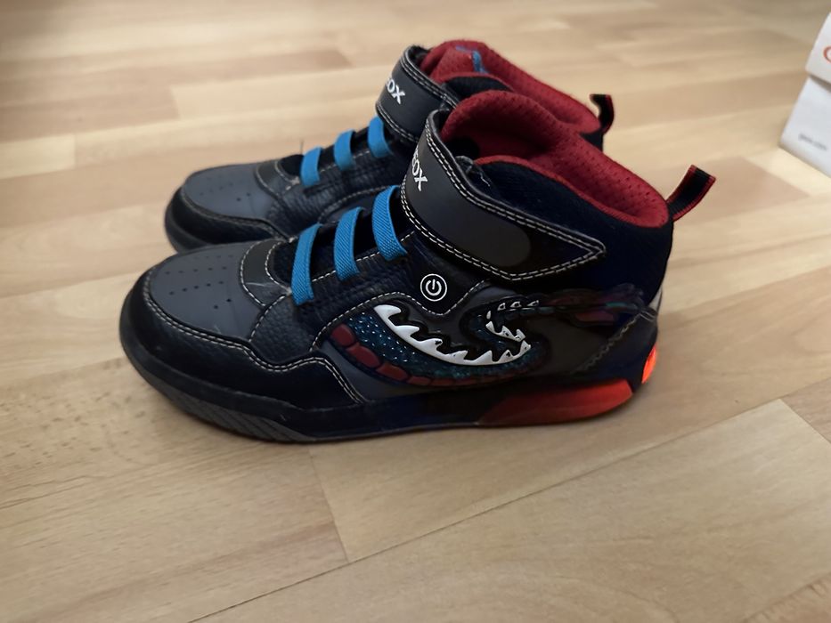 Полуботинки Geox