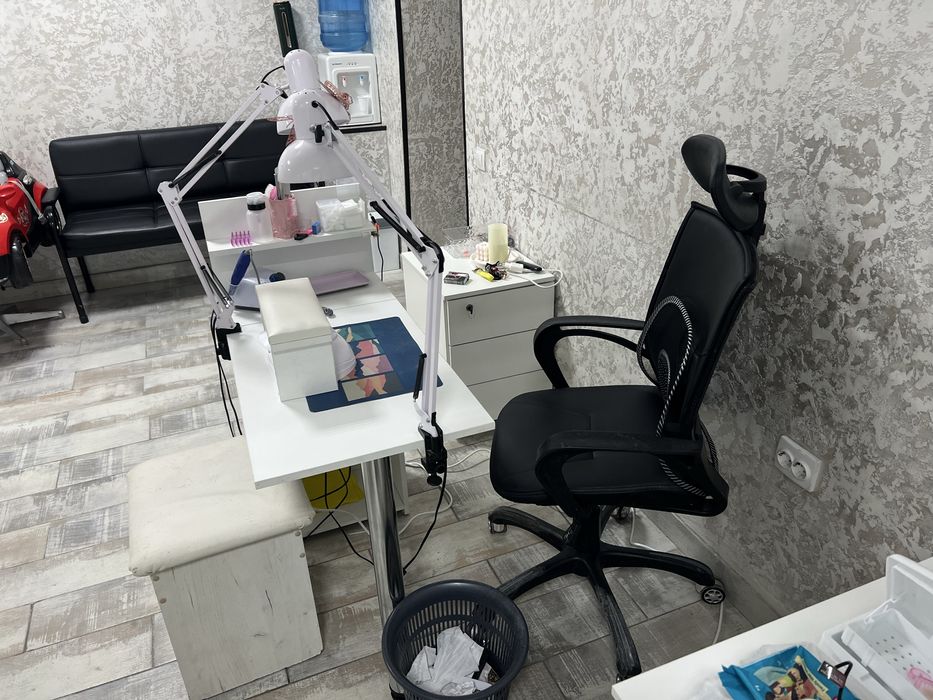 Продам все от А до Я для маникюра.