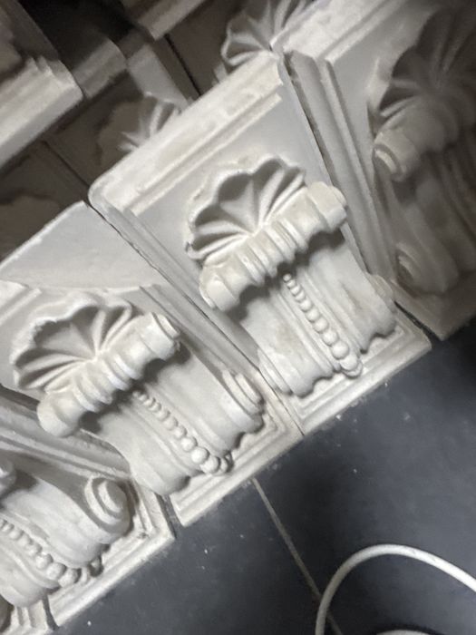 Галтел карниз из гипса лепнина