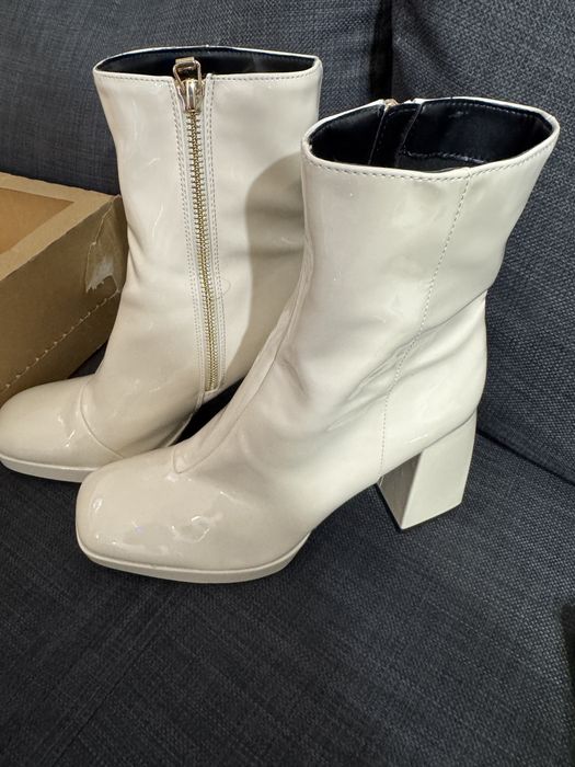 Bershka боти на ток