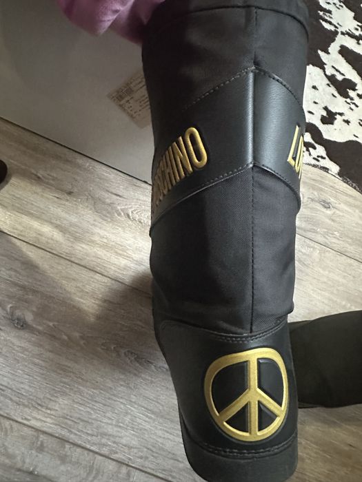 Ботуши Love Moshino !