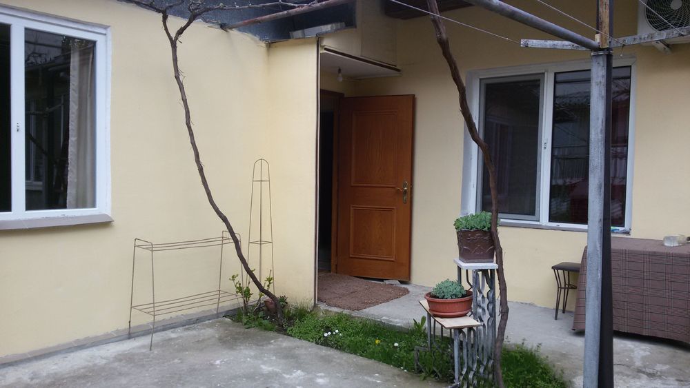 Дава се под наем Двустаен апартамент в Плевен, Широк център - 55 кв.м за 255 € - Снимка #5