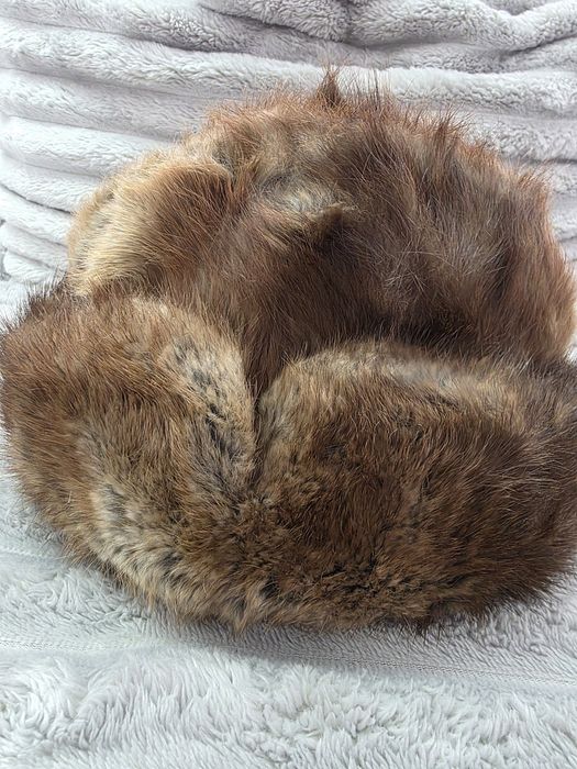 Caciula blana naturală