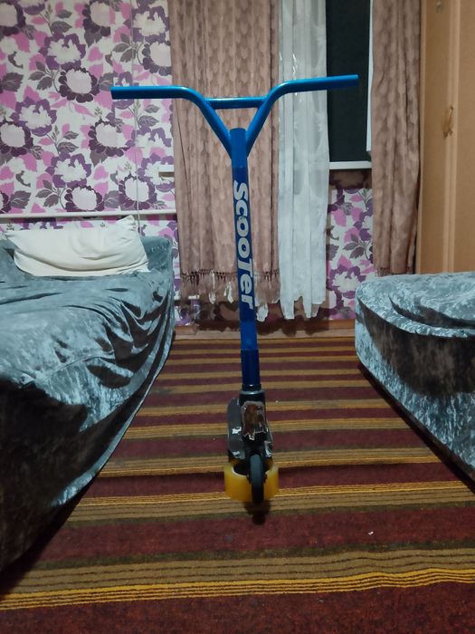 Продам самокат трюковой детский