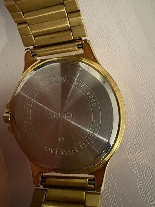 Продам часы casio оригинал