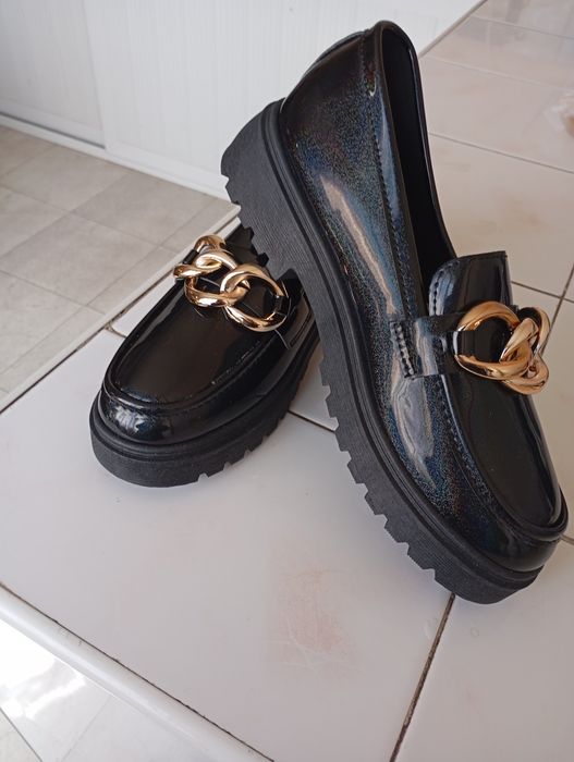 Нови дамски обувки